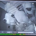 गया में बेखौफ अपराधियों ने चावल व्यवसाय से लूटे 35 हजार रूपए, पूरी घटना CCTV में कैद